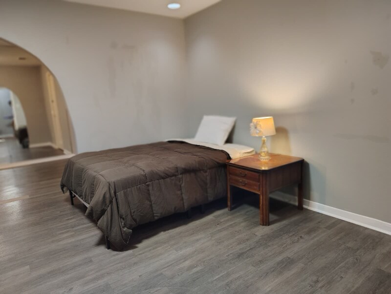 Foto principal - 6172 Whitman Ave