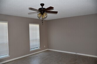 Building Photo - 2316 Shadowdale Dr
