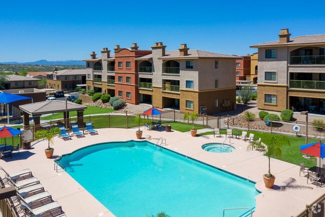 Building Photo - Oro Vista