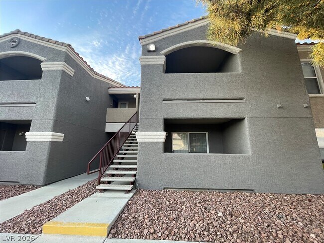 Building Photo - 5055 W Hacienda Ave