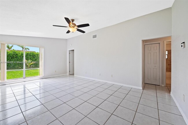 Foto del edificio - 26773 SW 125th Ct