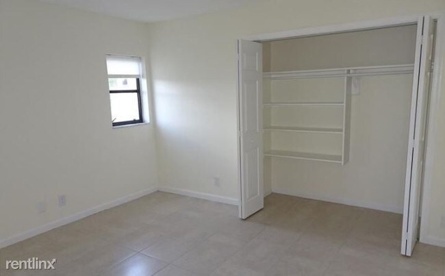 Foto del edificio - 3199 Coral Hills Dr