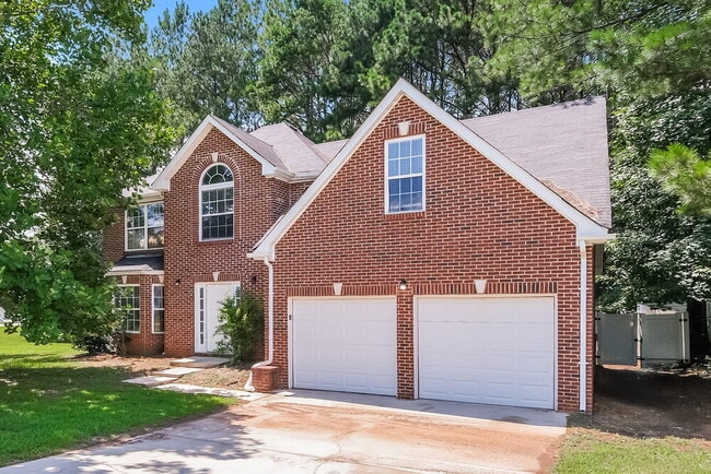 Building Photo - 146 Edison Dr