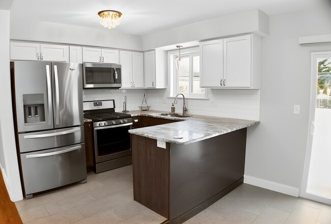 Foto del edificio - 9768 Lincoln Ct