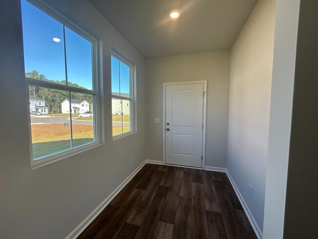 Foto del edificio - 762 Sturdy Root Pl