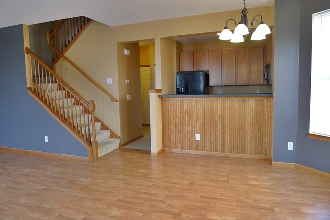 Building Photo - 1690 Liberty Cir