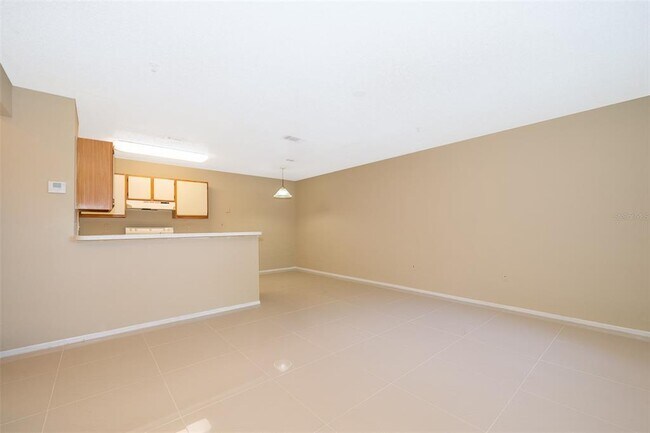 Foto del edificio - 623 Dory Ln