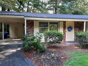 Building Photo - 129 W Blythe Cir