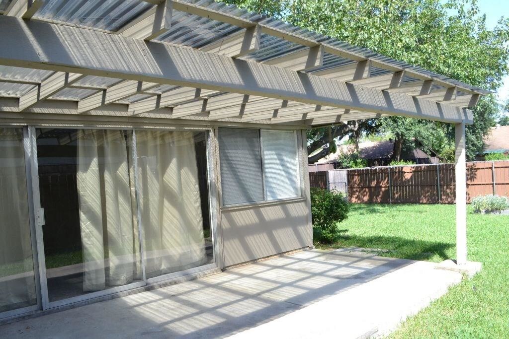 Primary Photo - 601 Stroud Ln