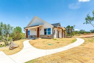 Building Photo - 1031 Corral Dr