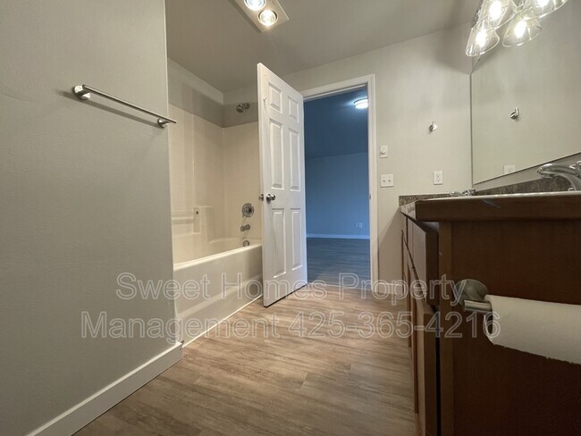 Foto del edificio - 14644 50th Ave NE