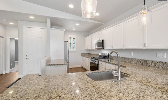 Foto del edificio - 845 Squaw Creek Ct
