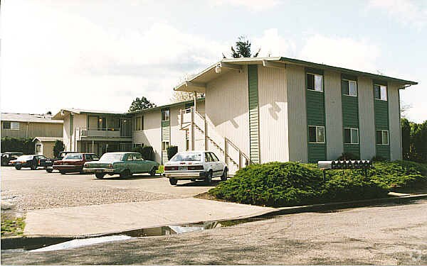 Foto del edificio - Canby Square Apartments