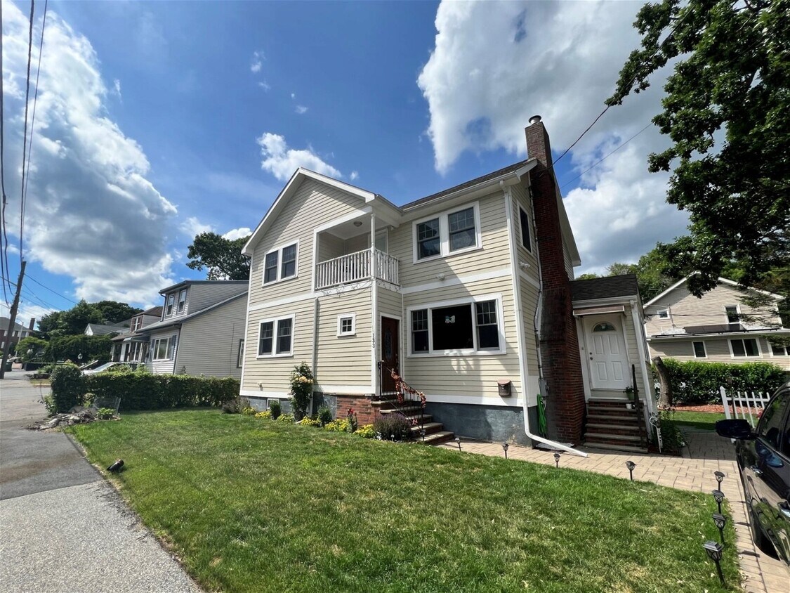 133 Westwood Road, Medford, MA 02155 4 B...