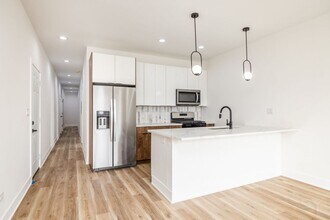 Building Photo - 6328 S Evans Ave