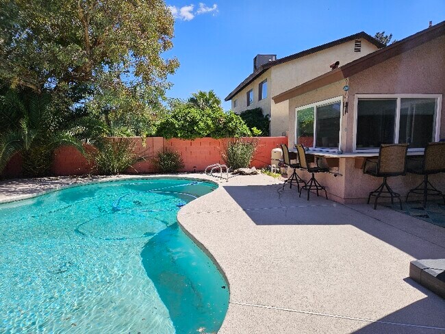 Foto del edificio - 3500 El Cortez Ave