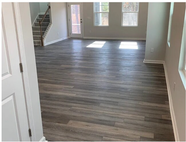 Foto del edificio - 320 Garden Vine Trl