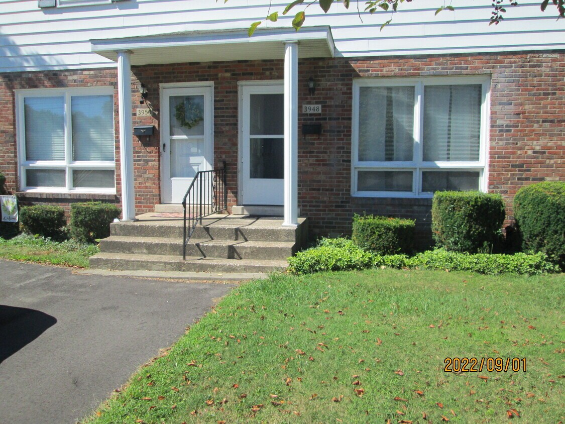 3948 Liberty St, Erie, PA 16509 Townhome Rentals in Erie PA