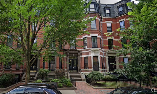 Building Photo - 238 Marlborough St