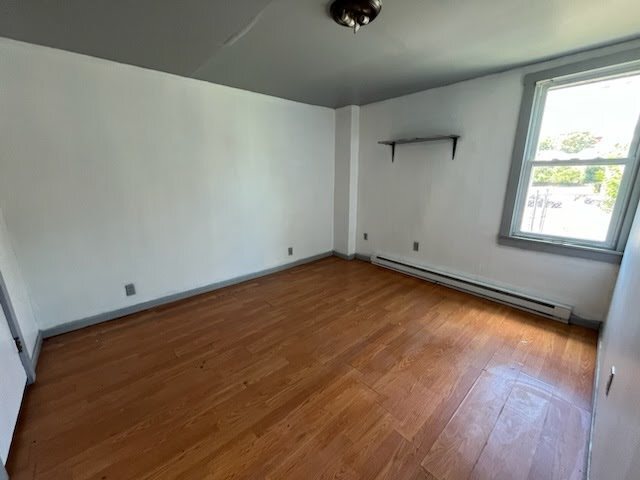 Building Photo - Charming 2-Bedroom Apartment at 1121 Jacks...