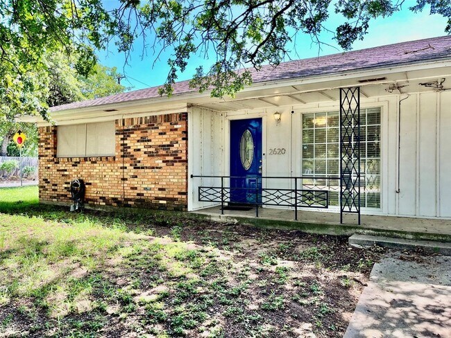 Foto del edificio - 2620 Denison St