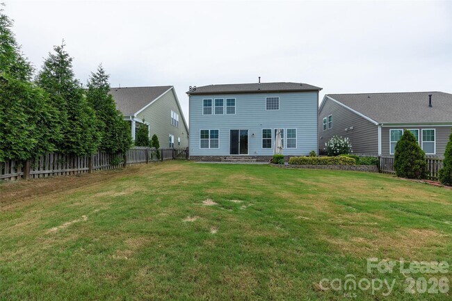 Building Photo - 1310 Middlecrest Dr NW
