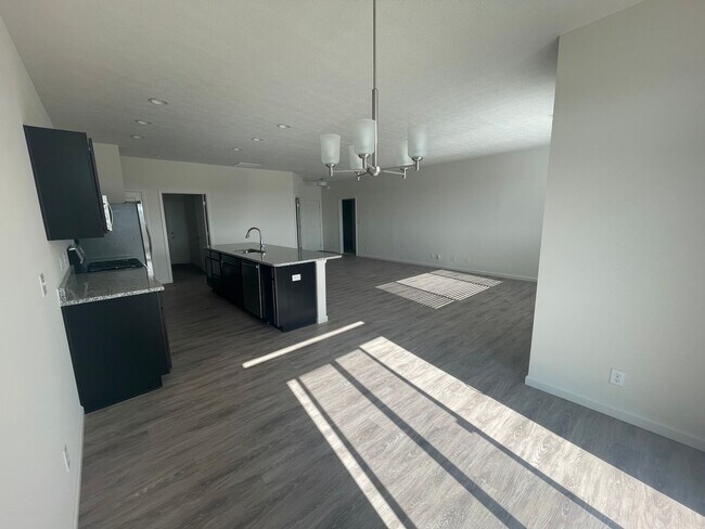 Building Photo - Newly Built 3 Bedroom House W/ A Den!
