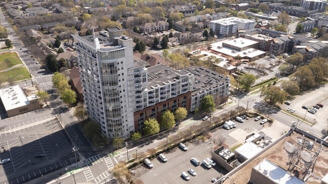 Photo - 525 E 6th St Townhome