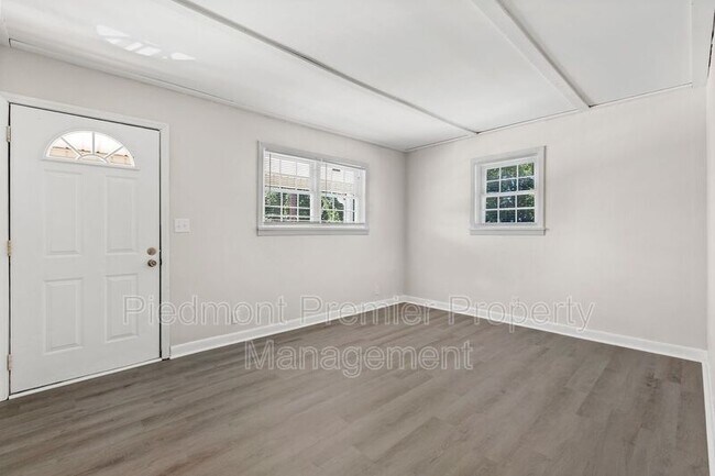 Building Photo - 500 Bethania-Rural Hall Rd