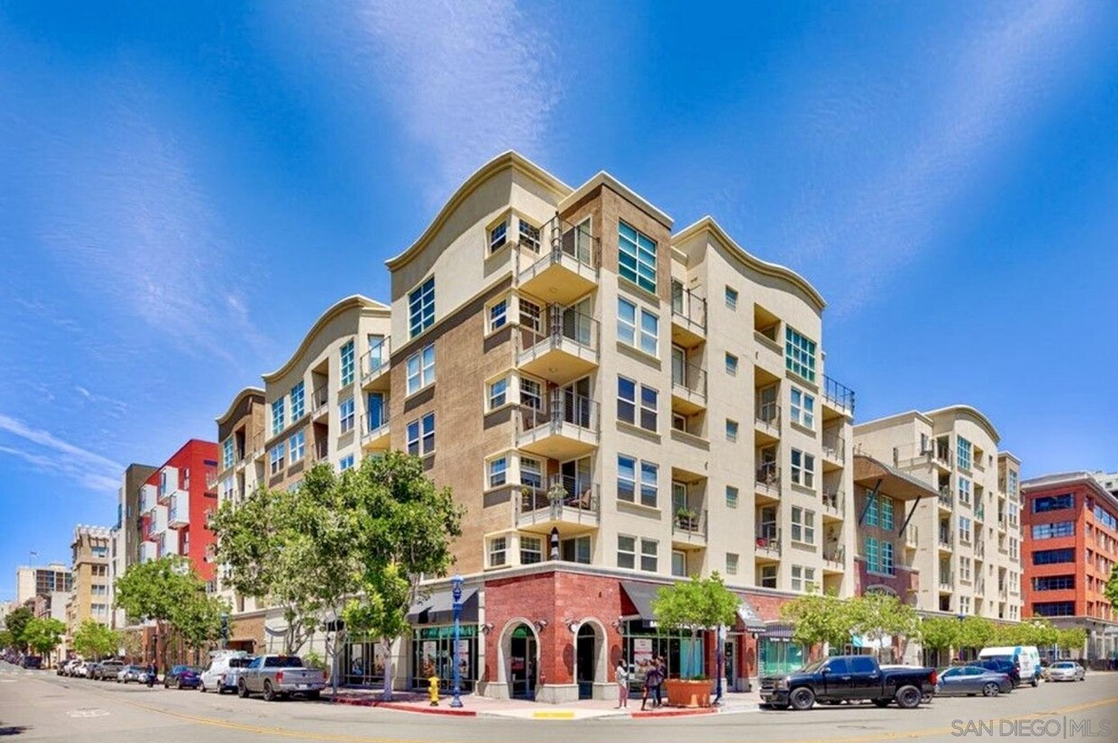Primary Photo - 350 K St