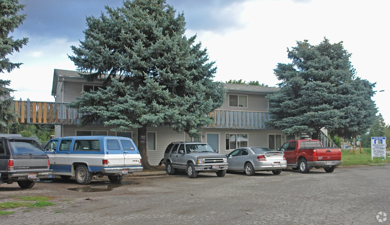 Primary Photo - 14545 W Id-53 Hwy