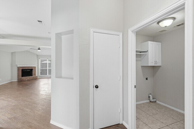 Foto del edificio - 3BR/2.0BA Single Family - Little Elm