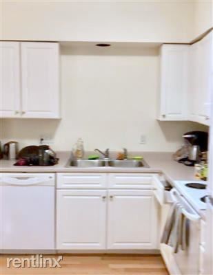 Building Photo - 3 br, 1 bath  - 3 Kent Ct