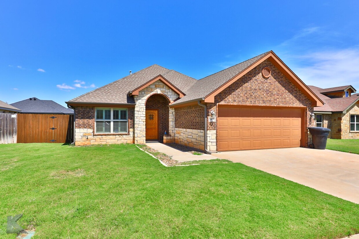 Foto principal - 3/2/2 in Butterfield Meadows!