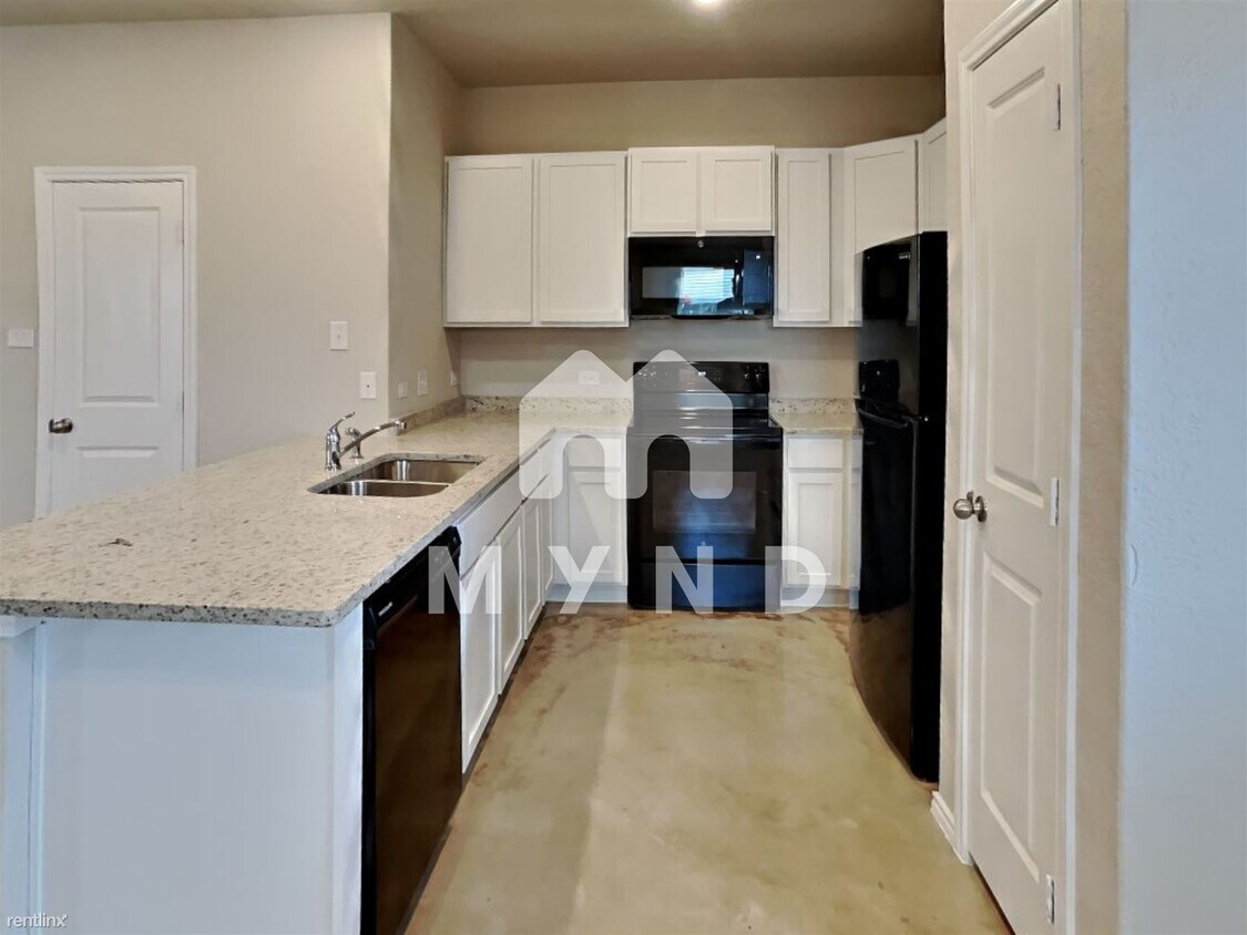 Foto principal - 3 br, 2.5 bath Condo - 9426 Apple Ridge Ln...