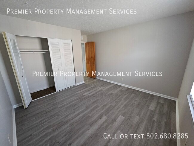 Building Photo - 2 Bedroom with Washer/Dryer Hookups