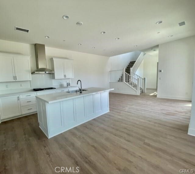 Building Photo - 274 Sawbuck