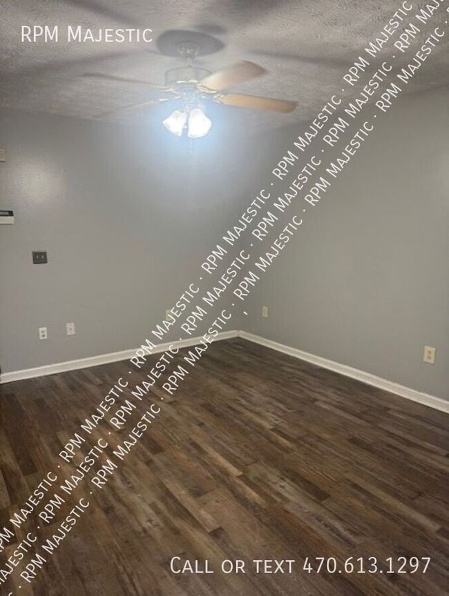 Building Photo - 6510 Wellington Chase Ct