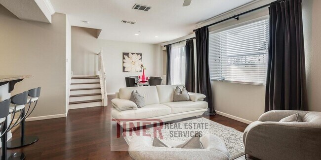 Foto del edificio - 404 Rivage Cir