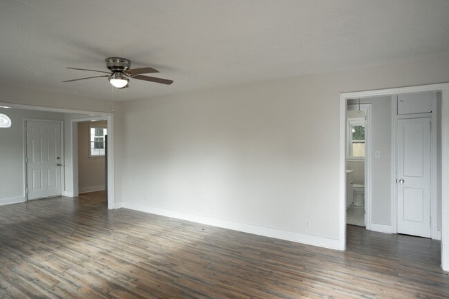 Foto del edificio - 2001 Hiram Rd