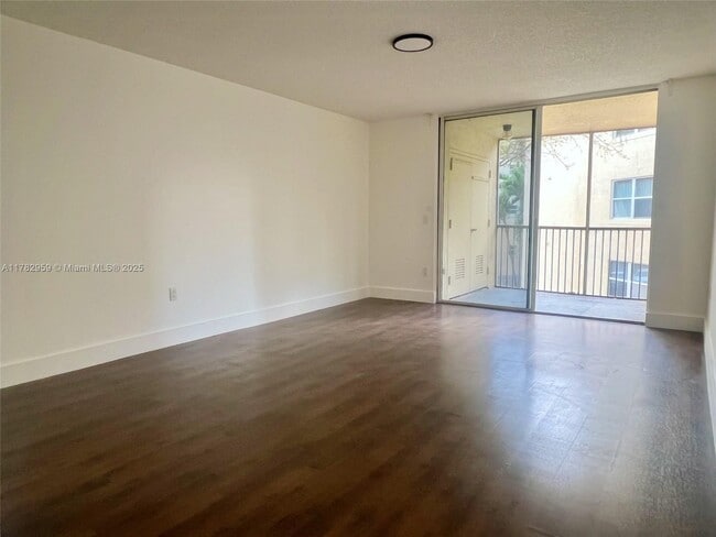 Building Photo - 8353 Lake Dr