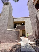 Building Photo - 5022 S Rainbow Blvd
