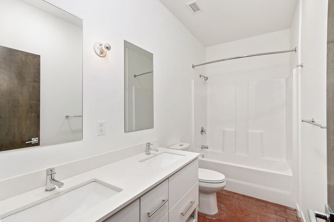 Foto del edificio - 1108 E 30th St