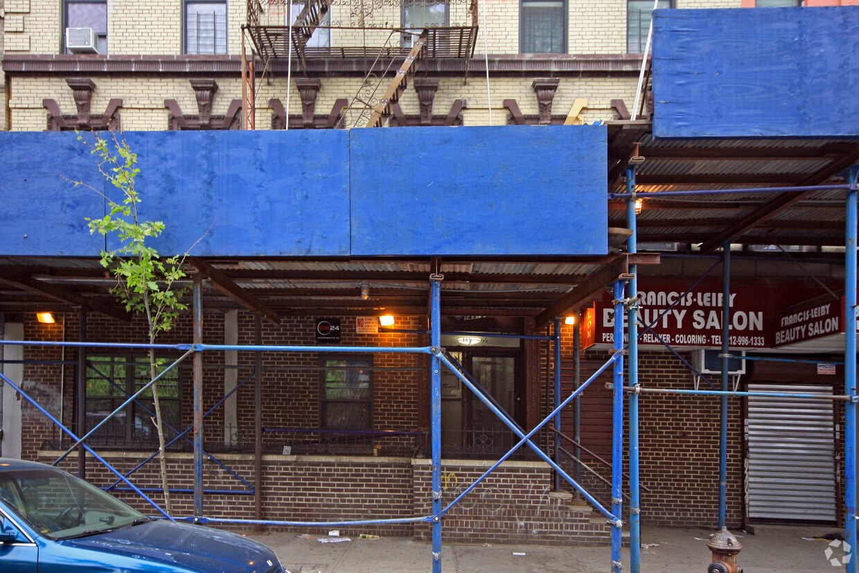 Building Photo - 149 E 118th St