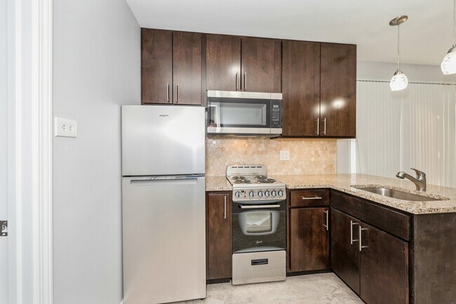 Foto del edificio - 4702 S Avers Ave