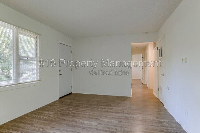 Foto del edificio - 8701 E 114th St