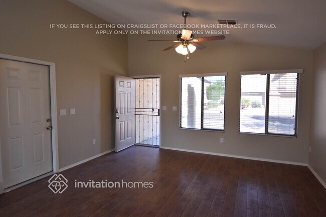 Building Photo - 9255 W Carol Ave