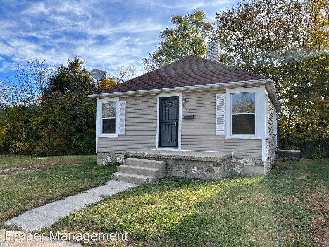 2 br, 1 bath House 124 N Upland Ave House Rental in Dayton, OH