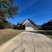 Building Photo - Two-Story Beauty in Olive Branch with Comp...