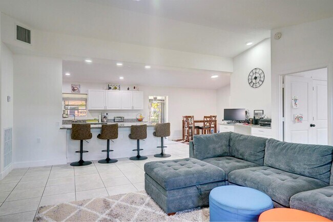 Foto del edificio - 17887 30th Ln N